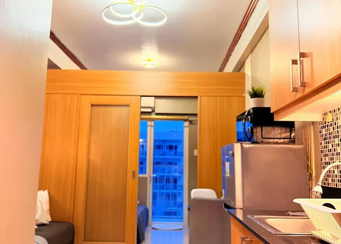 Apartment Shell Residences Near Moa & Naia By Jersey *